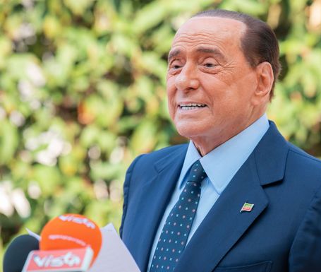 Berlusconi ok Conte bis