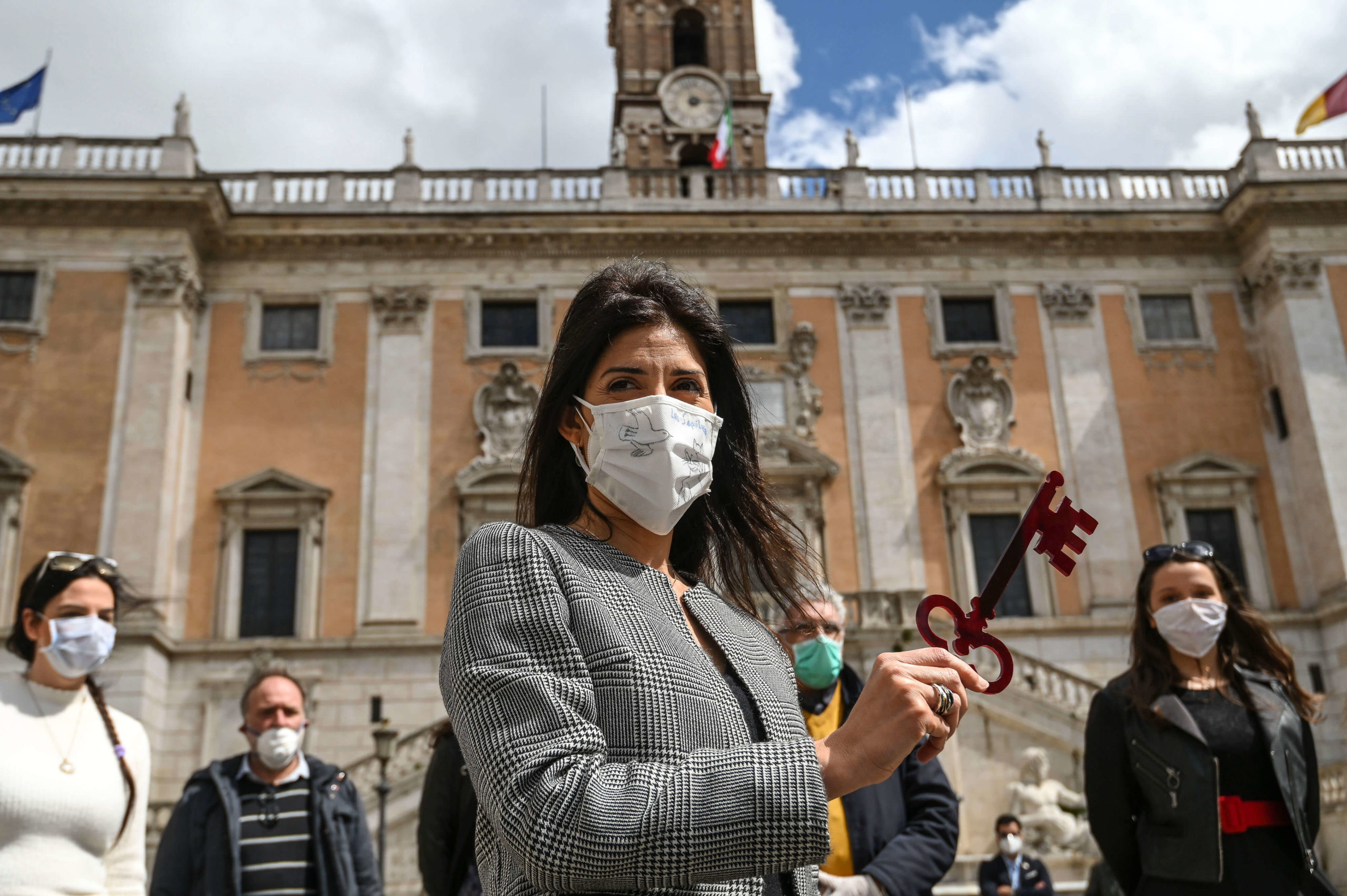 Imagoeconomica raggi sindaca roma trasporti