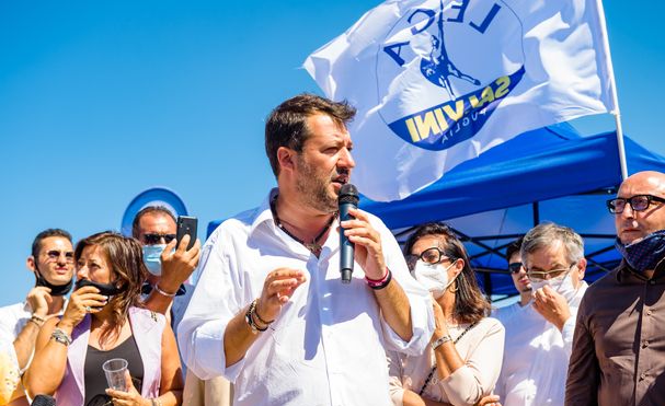 Lega 19 milioni finiti a Cipro e Cayman