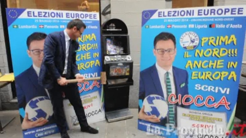 como via cesare cantu il candidato della lega nord angelo ciocca sfascia