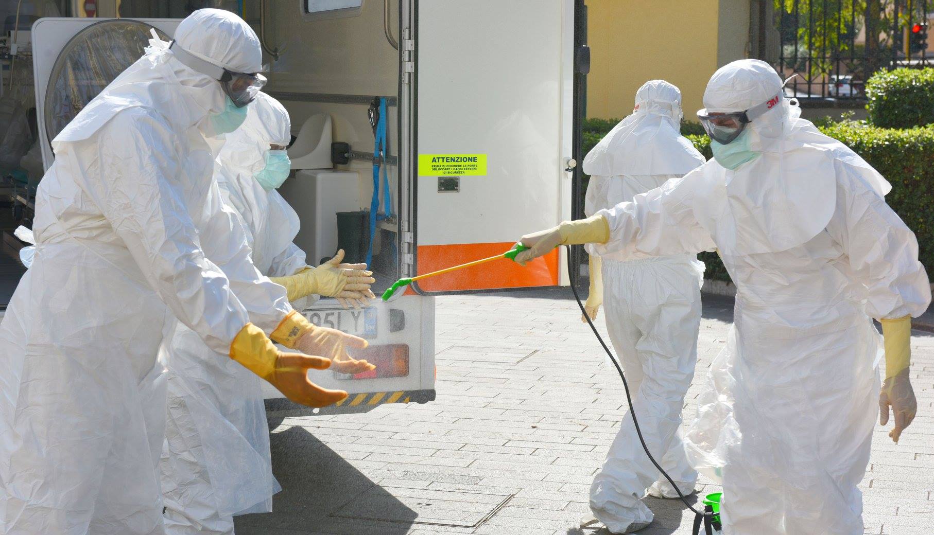 coronavirus roma focolaio palazzo occupato garbatella