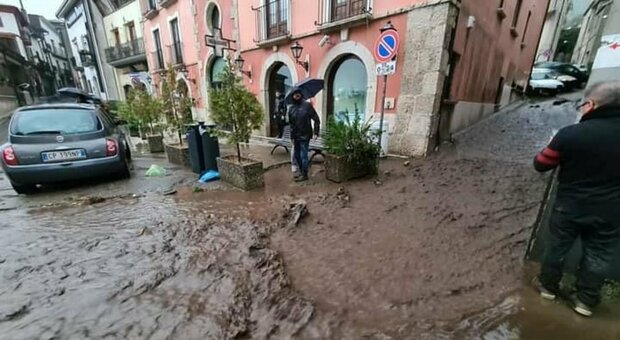 maltempo italia monteforte irpino