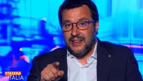 salvini critica quello che lui ha fatto